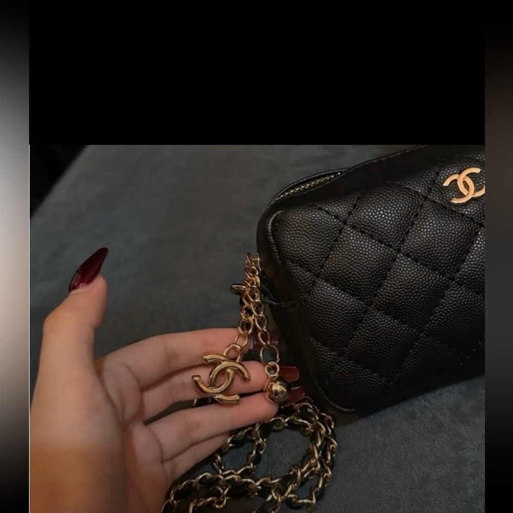 Chanel VIP GWP BAG. - Picture 2 of 7